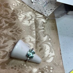 Beautiful Revealed Ring Bomb Size 9